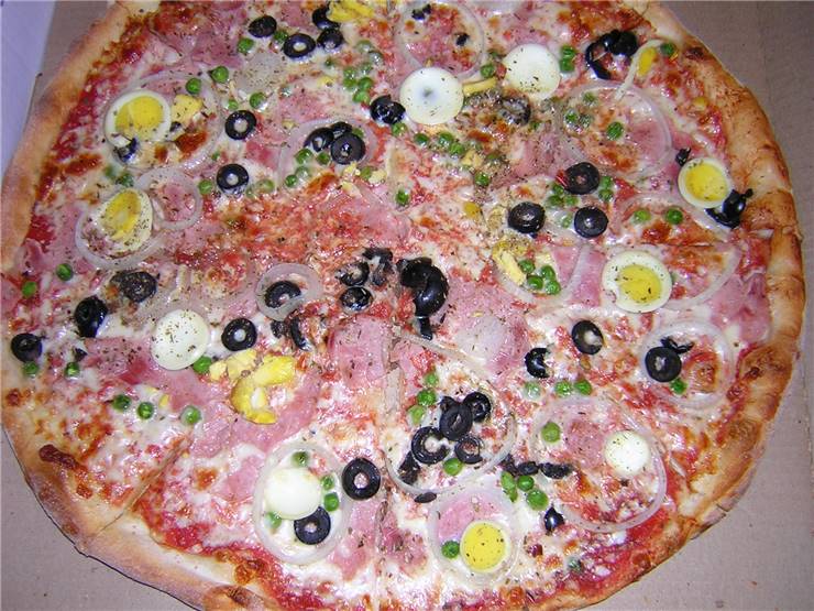 Portuguese Pizza